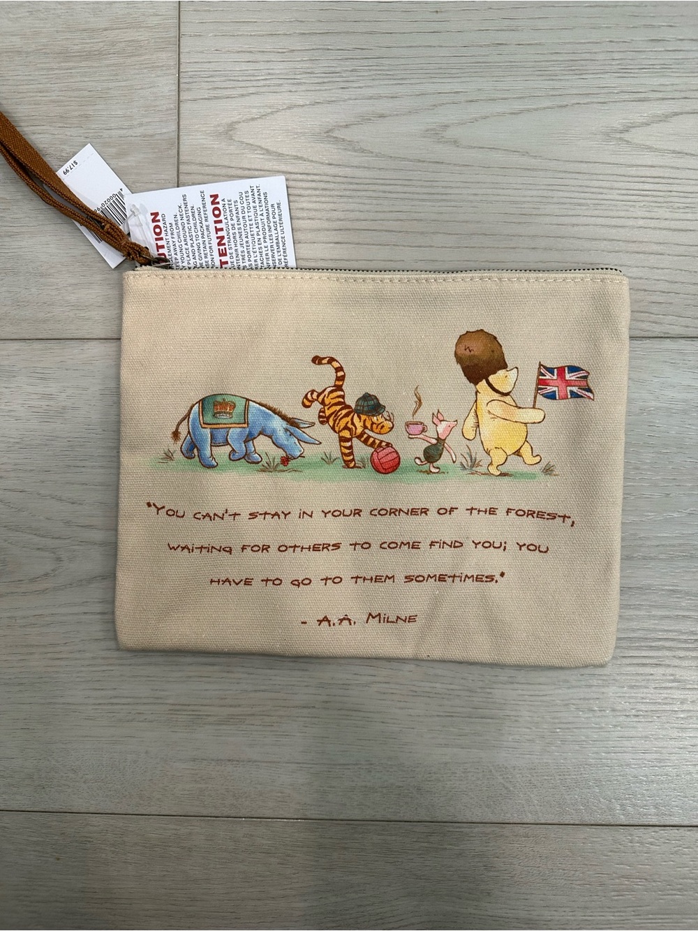 Disney Winnie the Pooh & Friends Canvas Zipper Pouch NWT